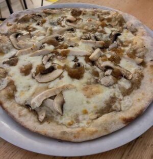 Pizza Funghi