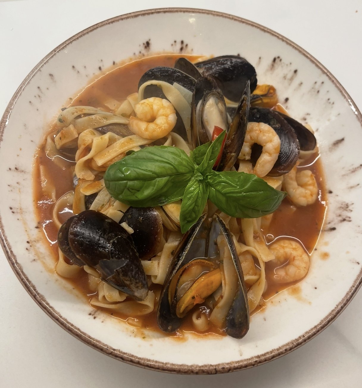 Taglitelle con suquet de gamba roja